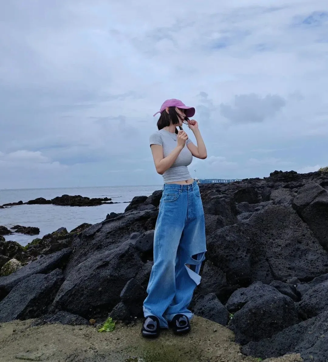 聂小雨户外写真 图片7