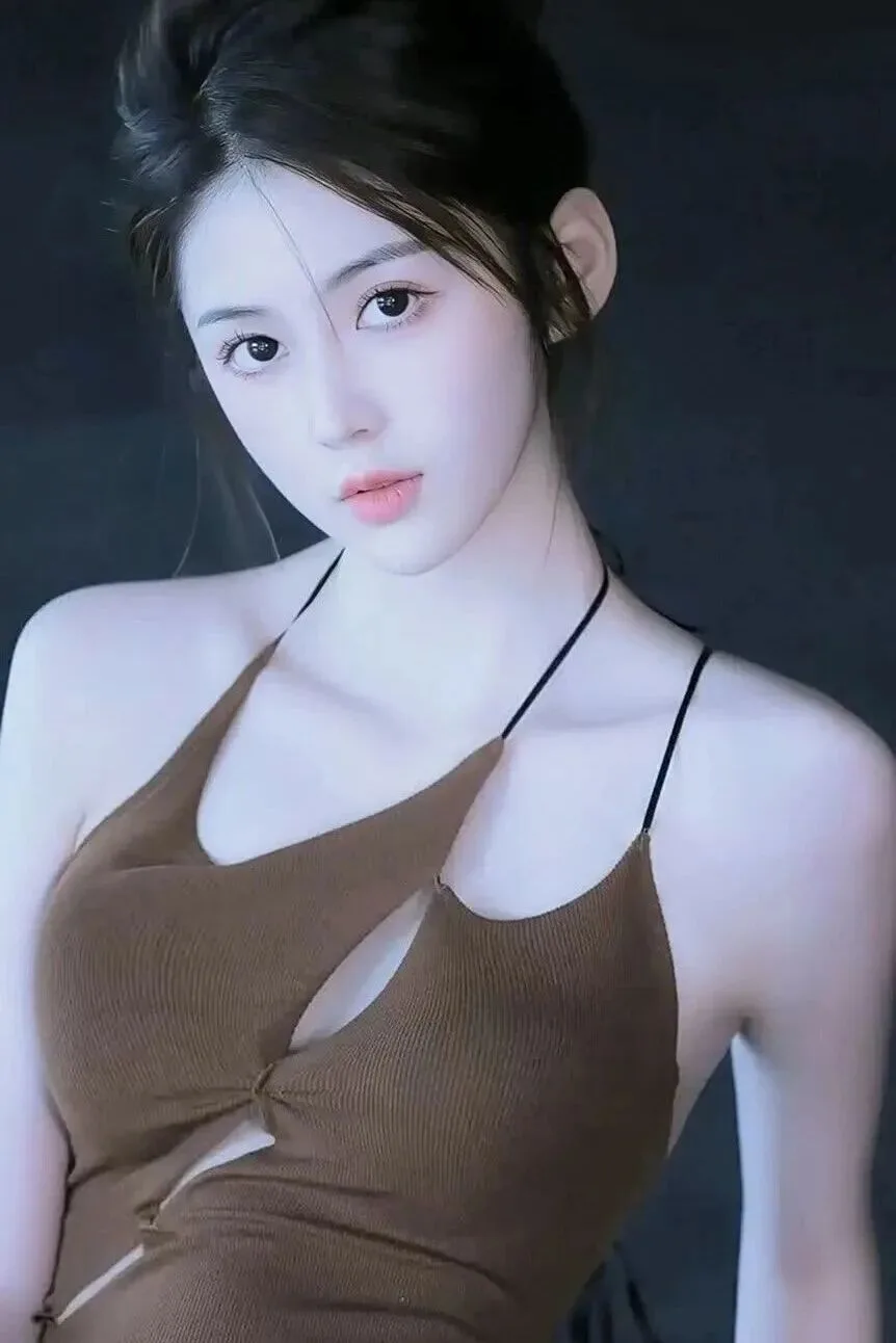 高颜值美女写真 图片8