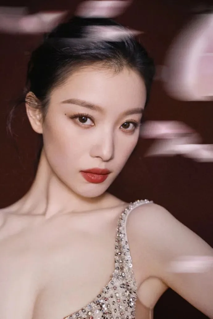 倪妮性感写真 图片6