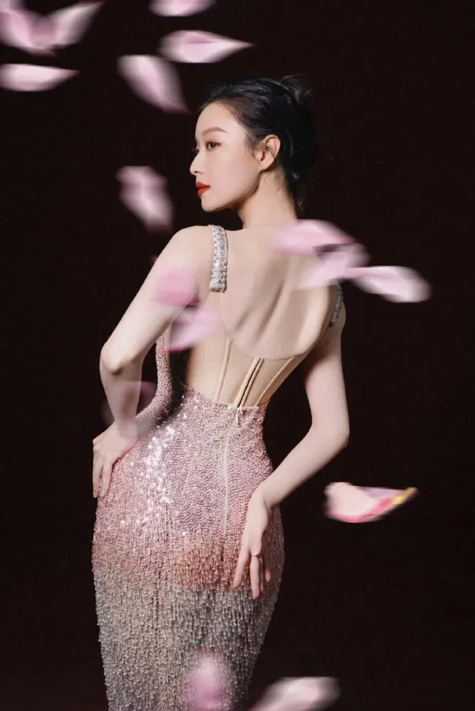 倪妮性感写真 图片7