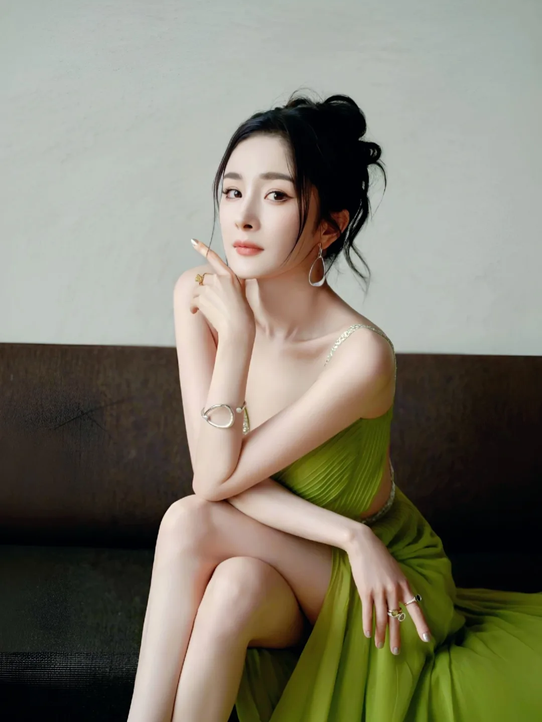 杨幂性感长裙写真 图片6