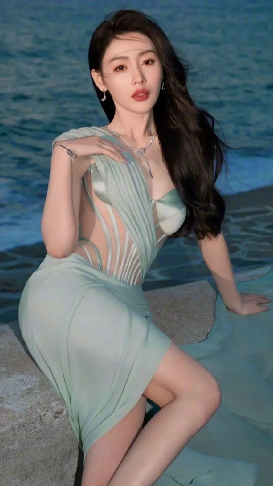 张天爱性感写真 图片3