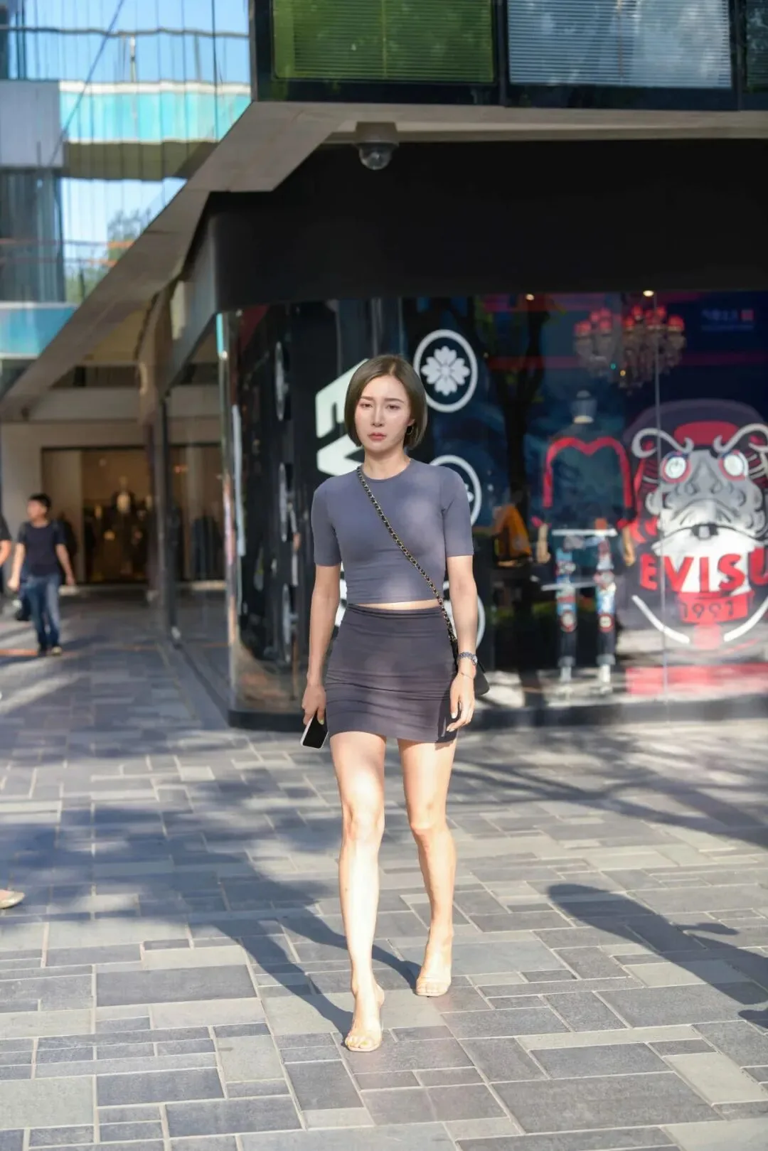 紧致身材美女写真 图片5