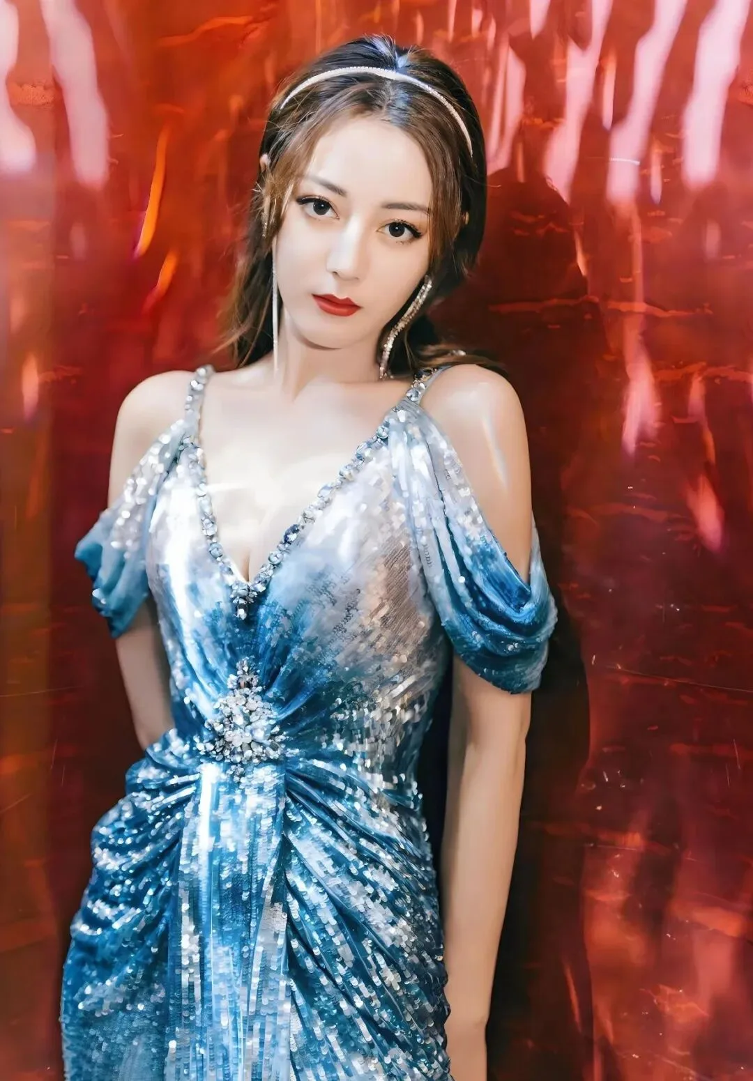 迪丽热巴性感写真 图片6