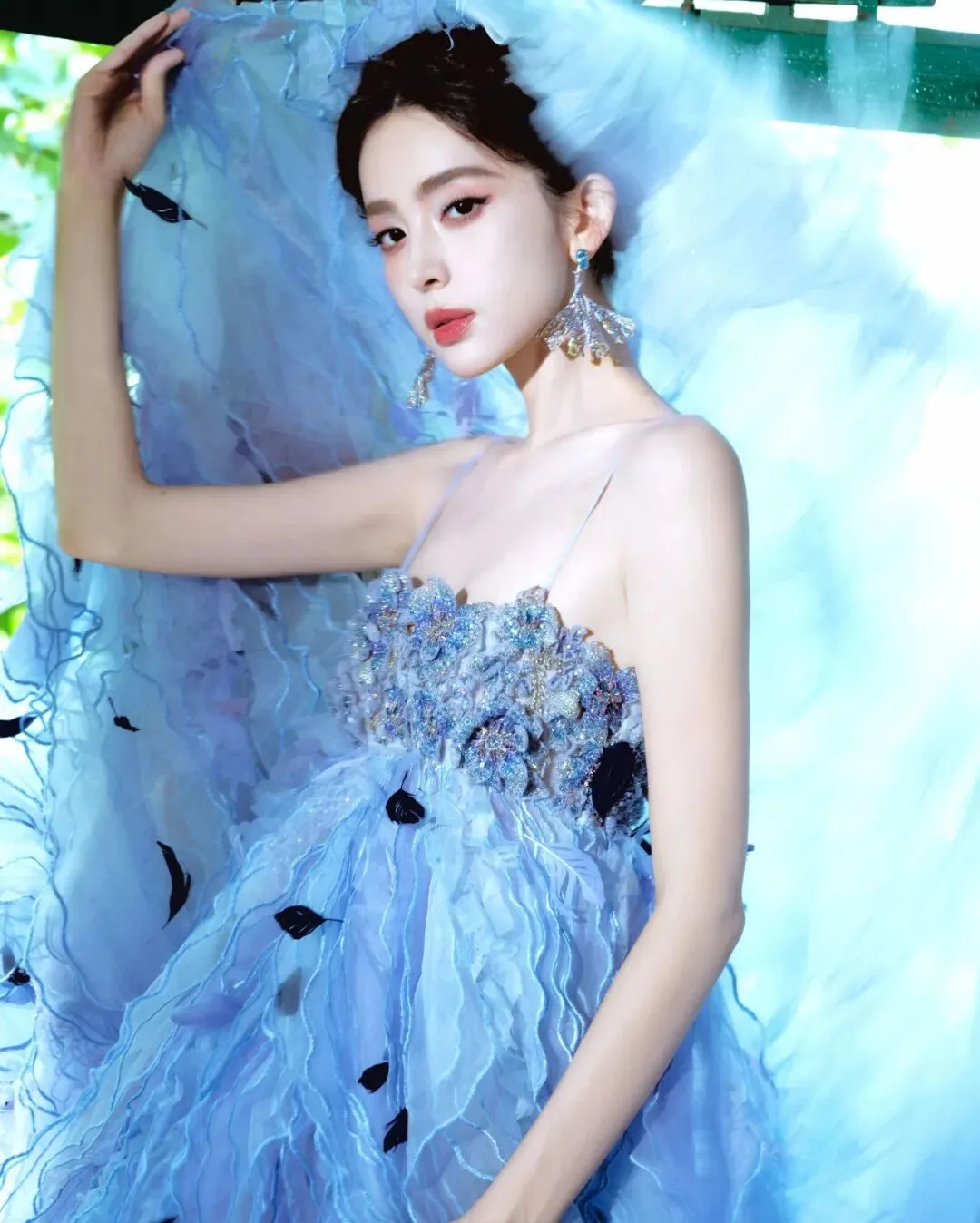 古力娜扎性感写真 图片5