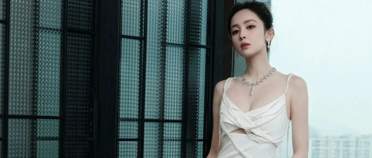 古力娜扎高清壁纸合集 颜值身材都在线的大美女