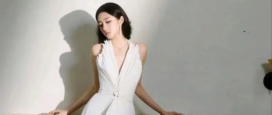 关晓彤高清壁纸合集 高挑身材大美人气质写真