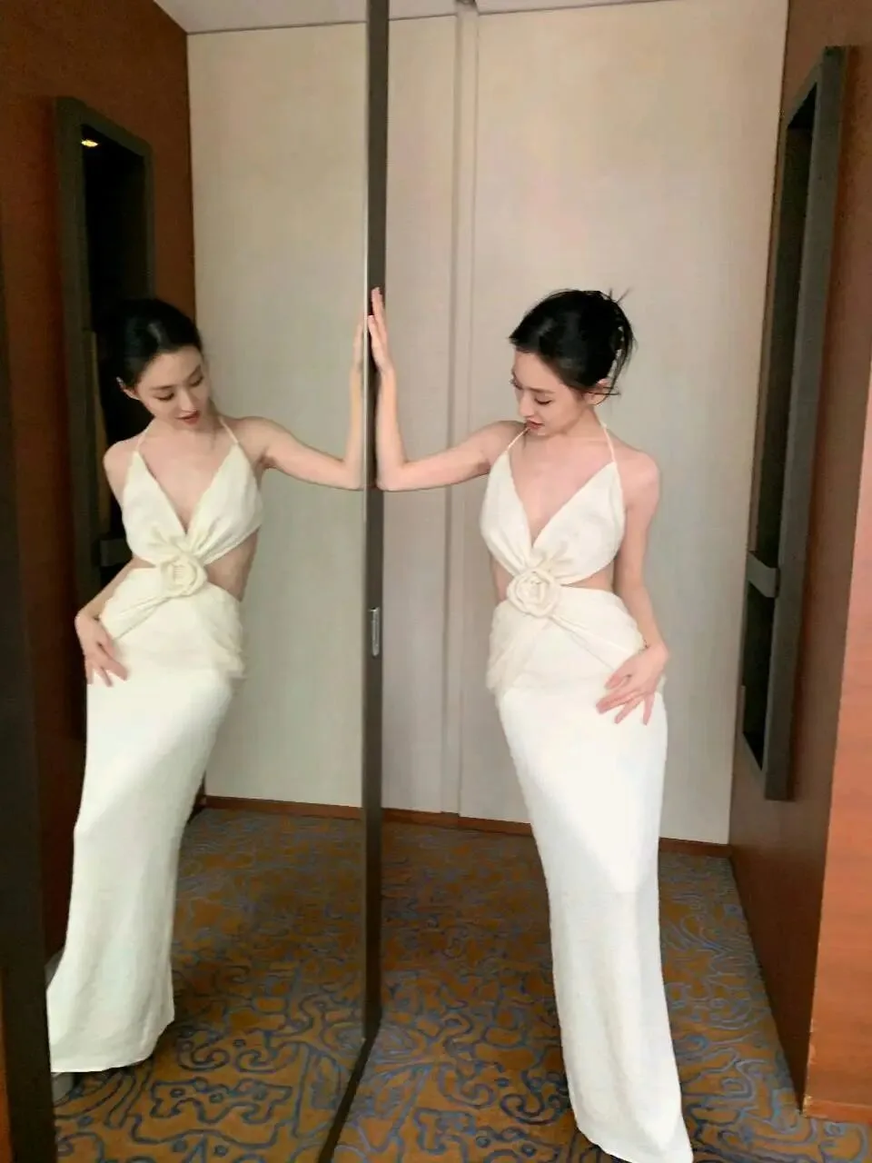 胡连馨高定壁纸 图片5