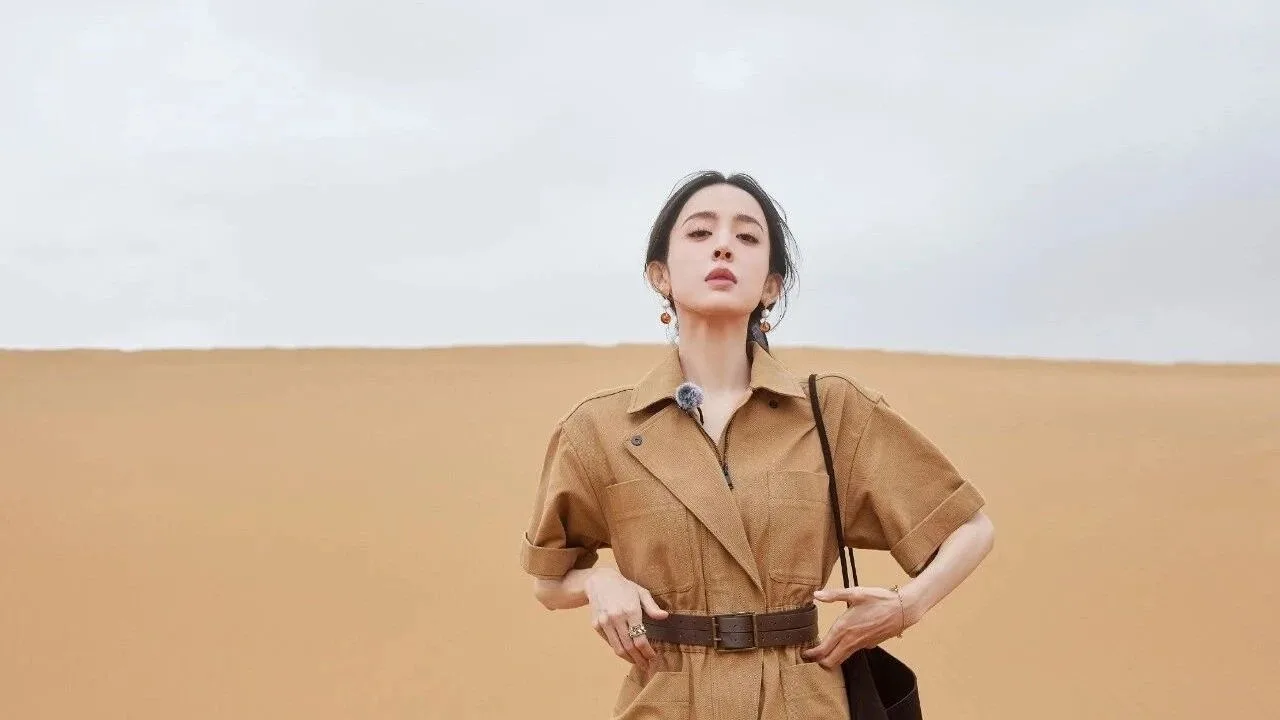 古力娜扎沙漠风情写真壁纸 异域美人质感高清图集