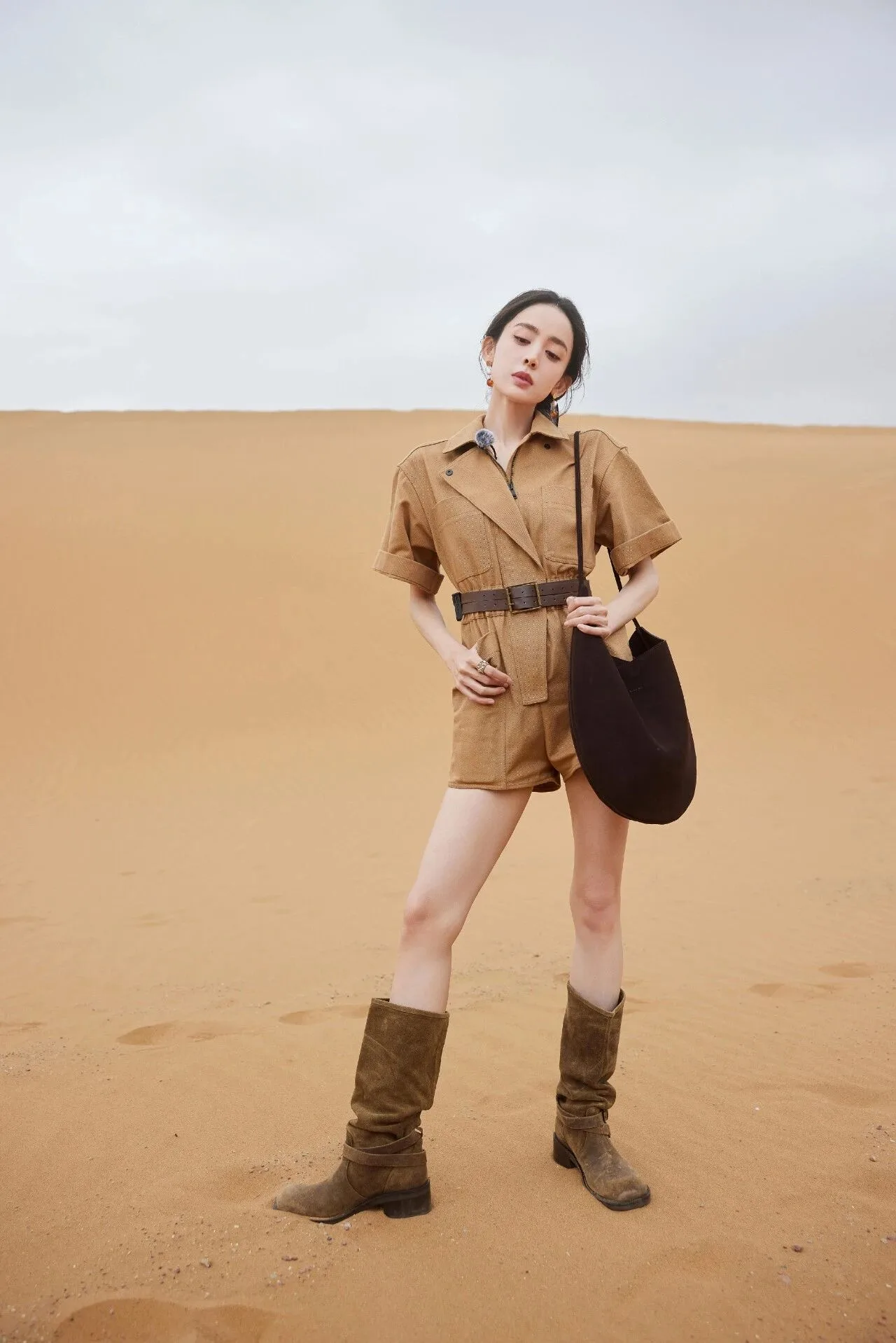 古力娜扎沙漠写真 图片4