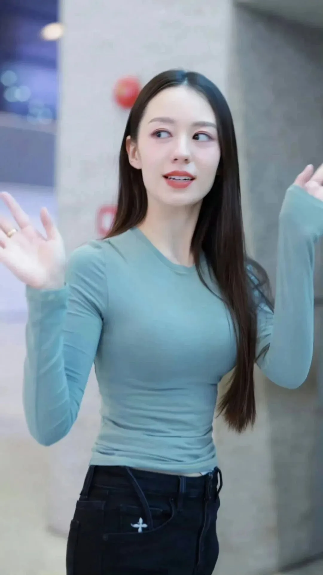 吉娜高清写真 图片2