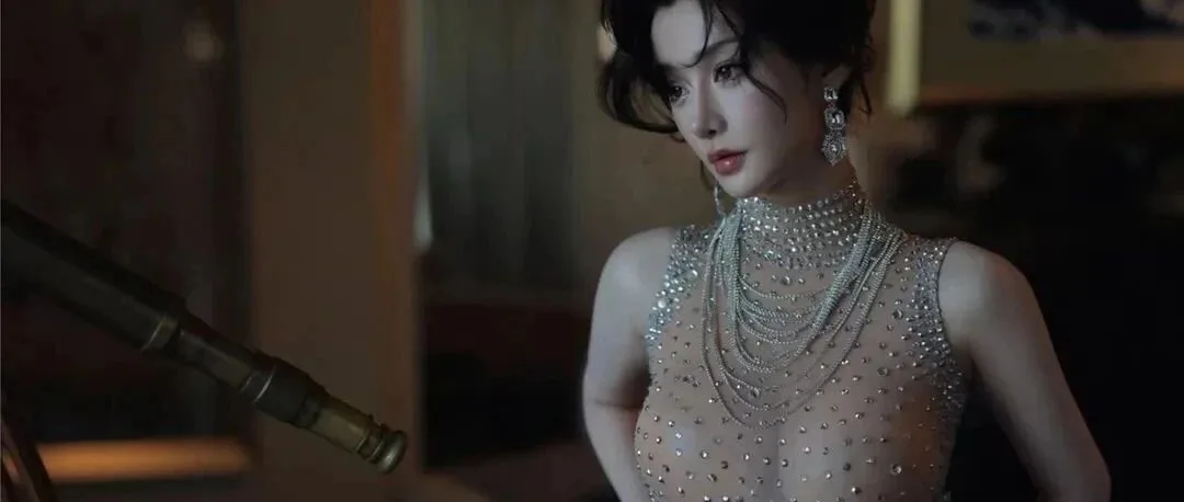 纯欲风写真大片尽显柔美气质与曼妙身材曲线