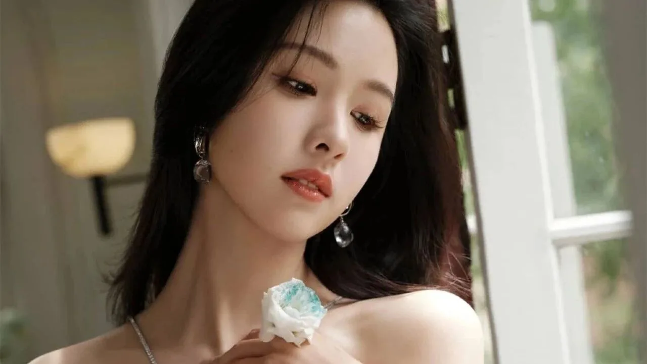 陈都灵夏日蓝调高清壁纸 清新气质美女唯美图集