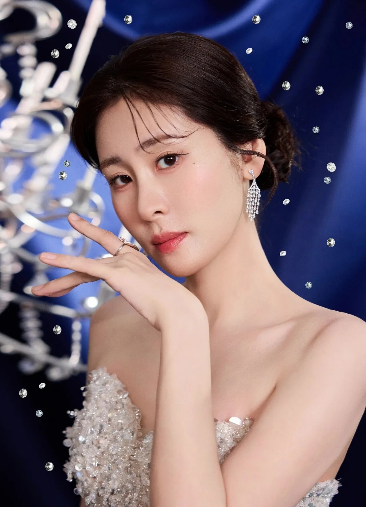 张碧晨甜美写真 图片4