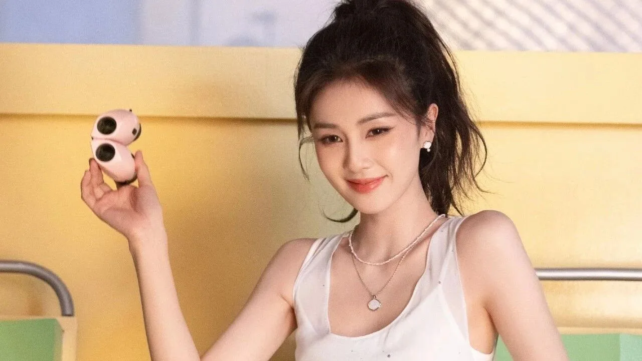 白鹿高清壁纸大片上线 温柔气质写真壁纸收藏