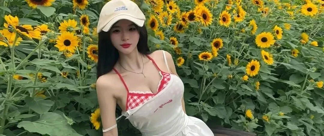 丰满身材美女高清写真图集