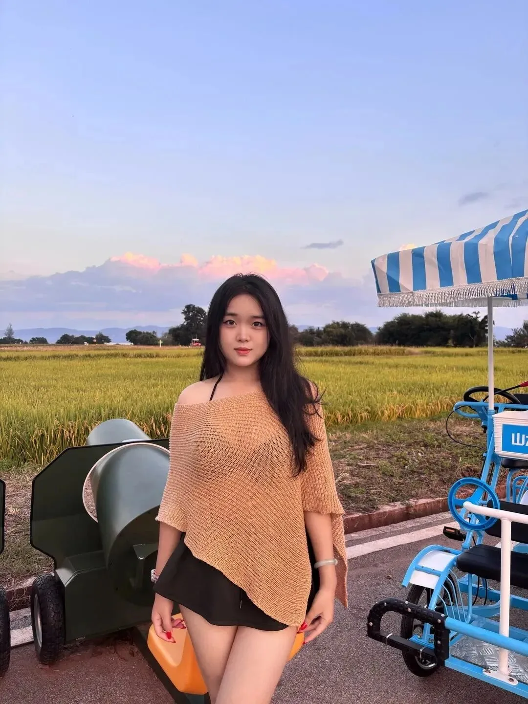 海边少妇写真 图片3