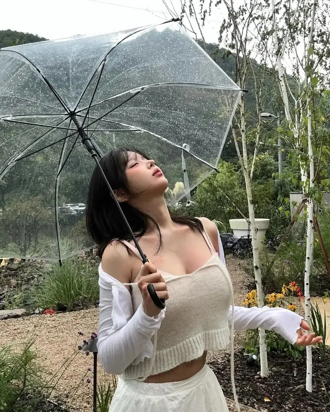 丰满身材美女写真 图片2