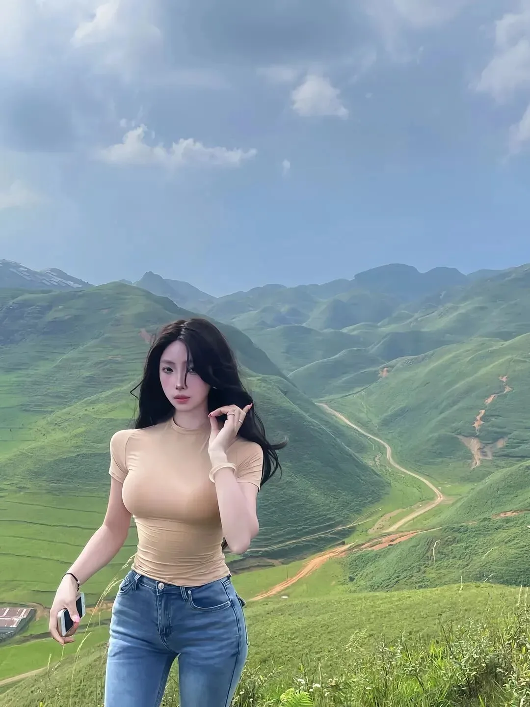 山里美女写真 图片2