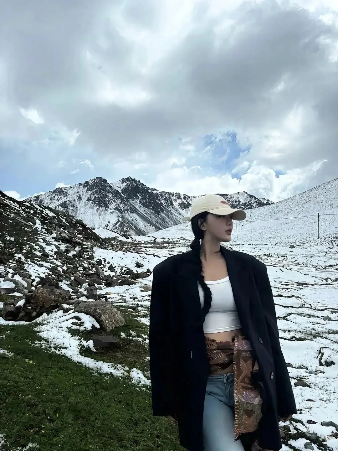 雪地美女写真 图片3