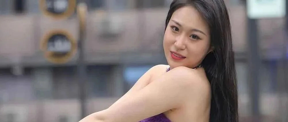肤白貌美少妇写真 图片1