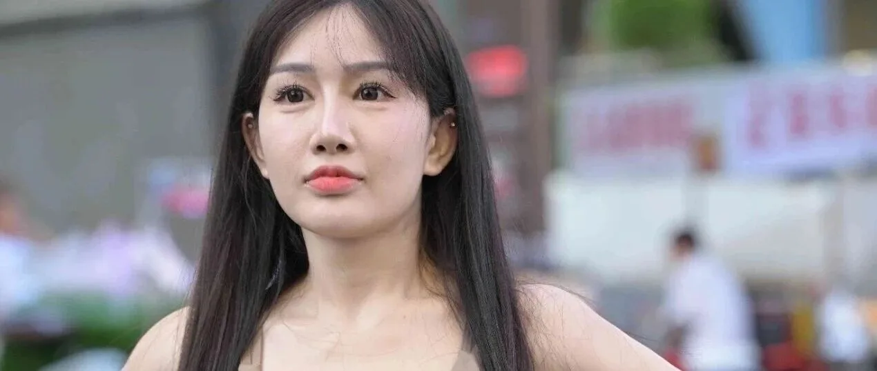 运动风少妇写真 图片1