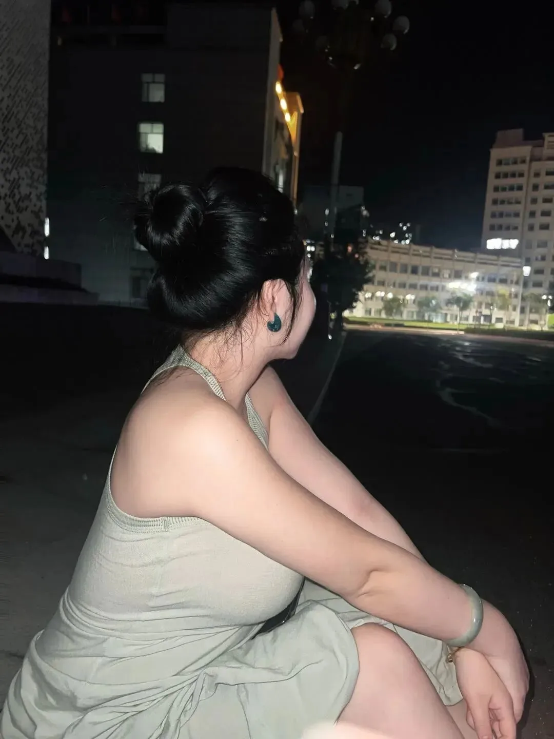 微胖少妇写真 图片3