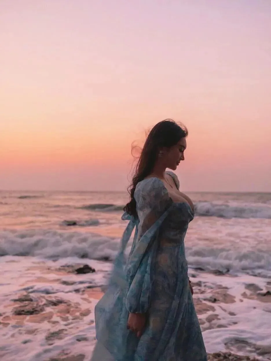 海边少妇写真 图片3
