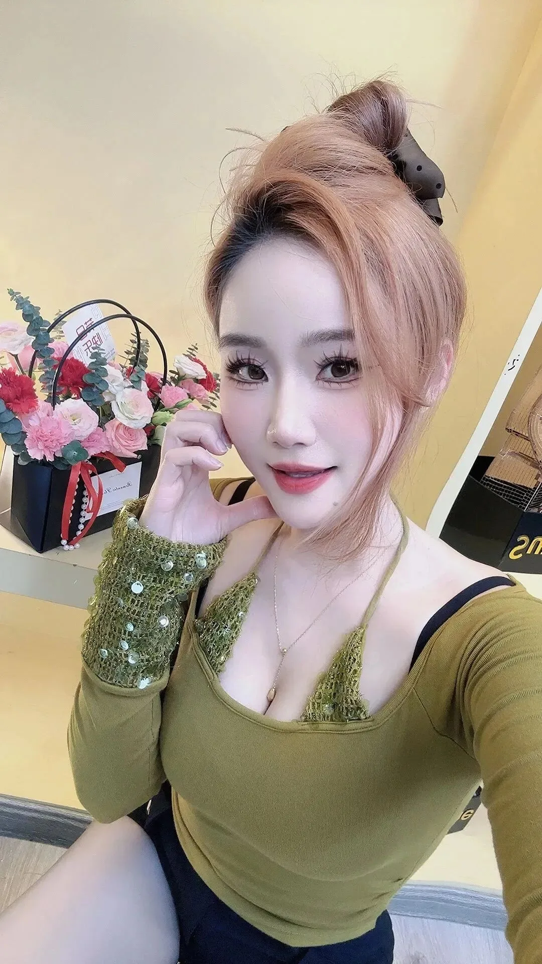 妖娆少妇写真 图片2