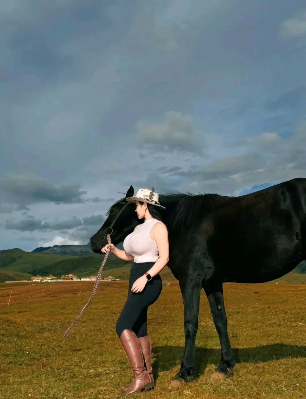 草原骑马写真 图片2
