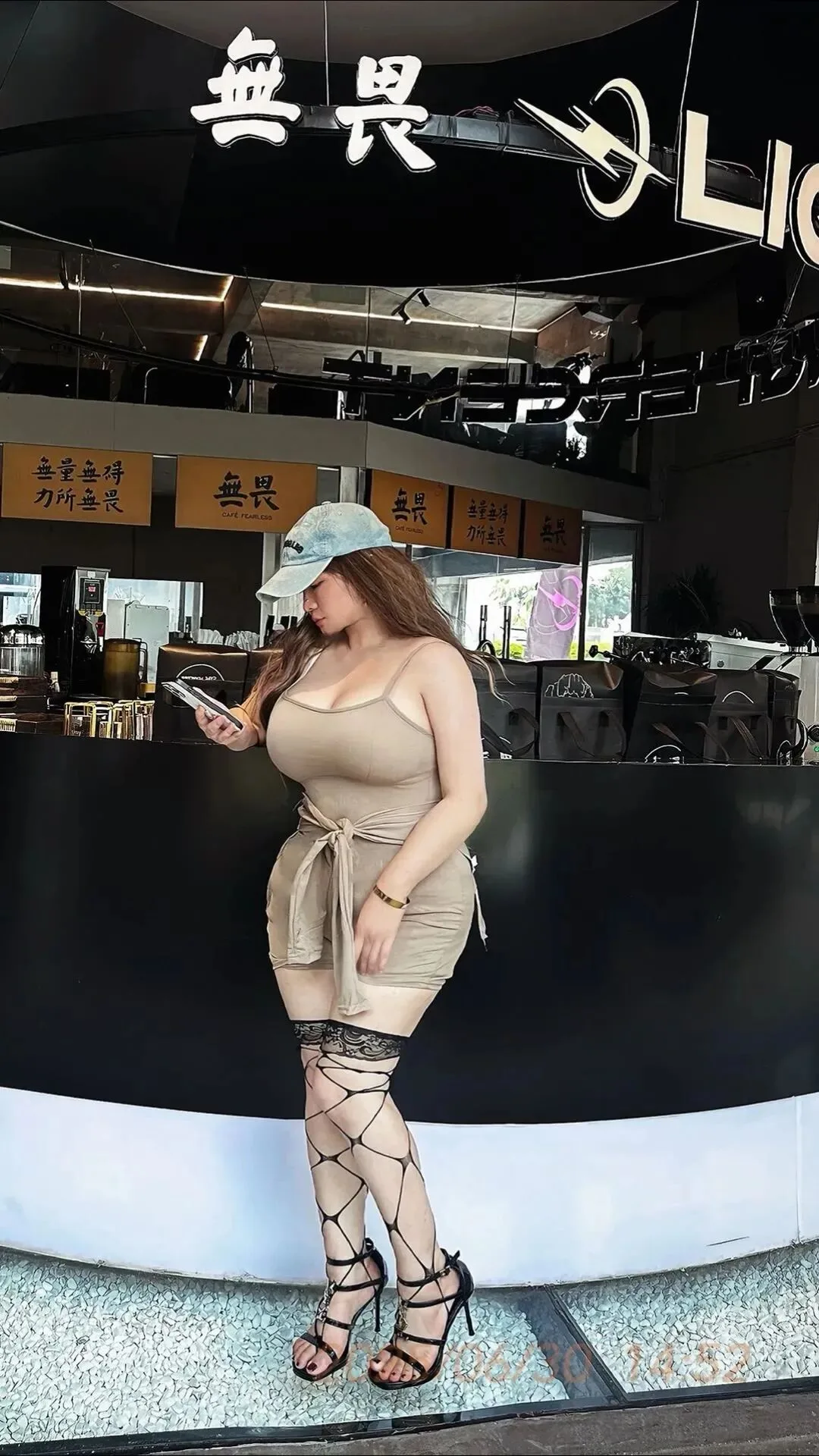 微胖女生写真 图片2