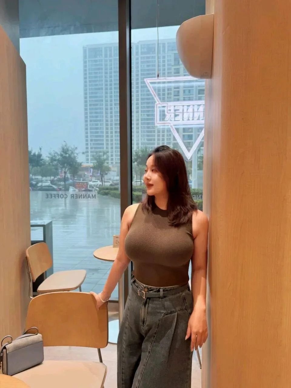 微胖女孩写真 图片2