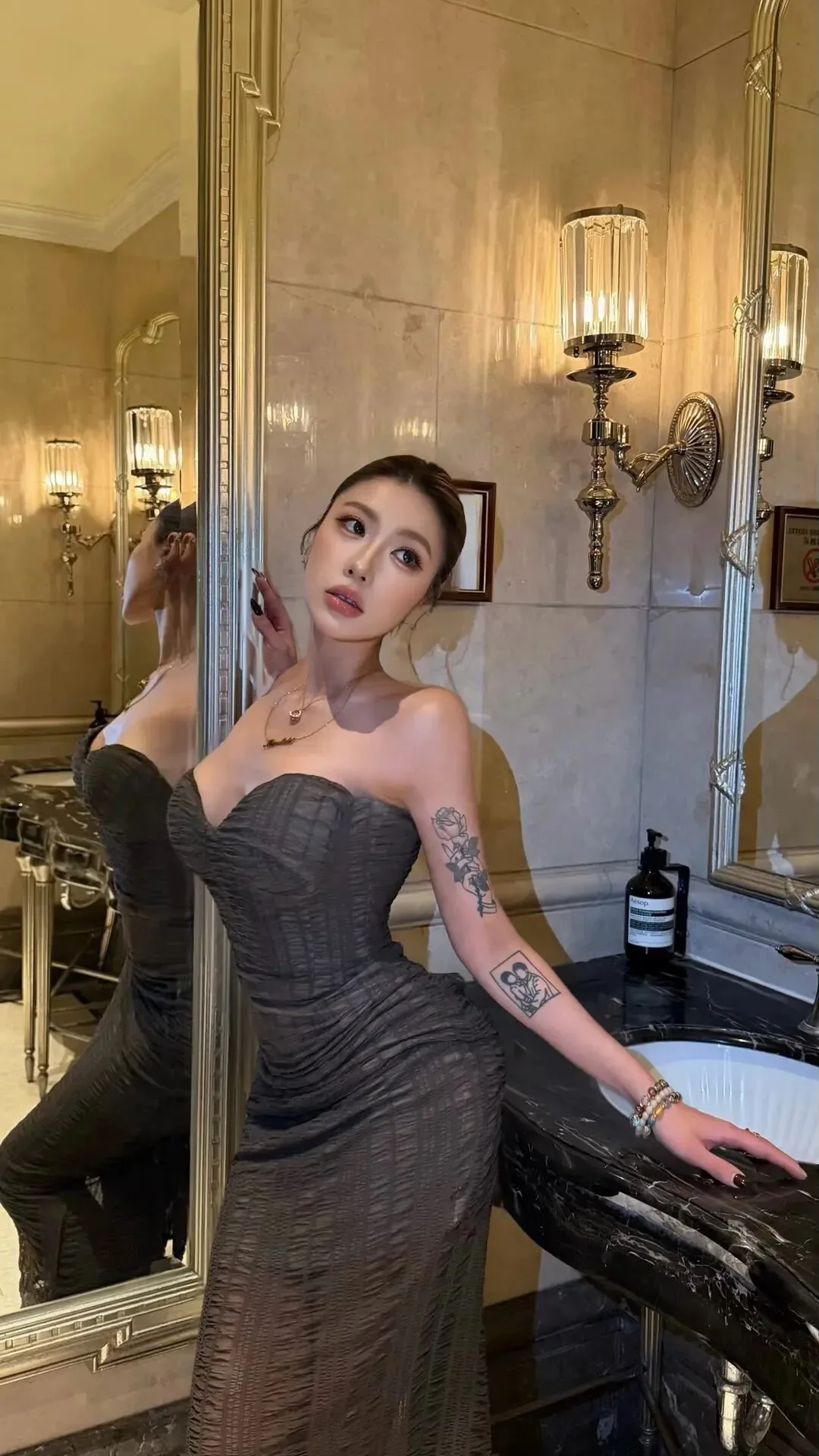 丰满身材美女图片 图片2
