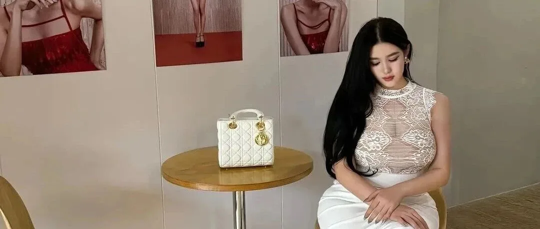 微胖身材穿蕾丝有多好看 这组高清图集把曲线美拍得很到位