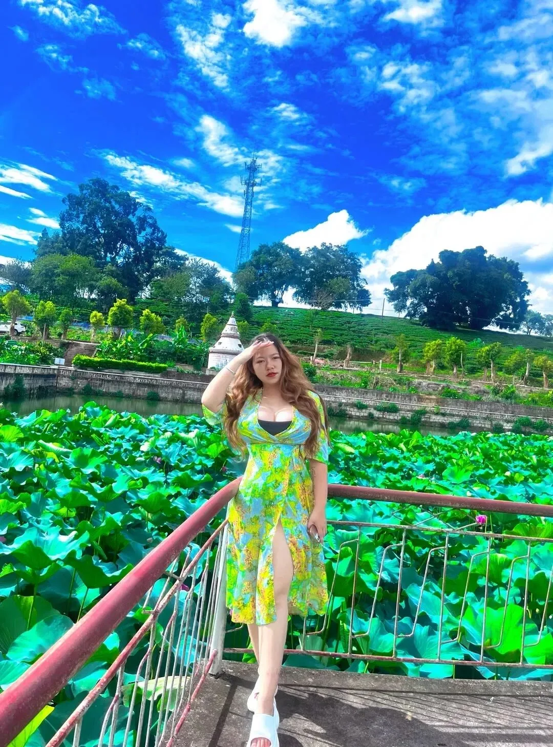 丰满少妇写真 图片2