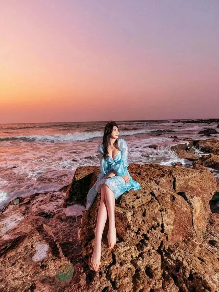 海边少妇写真 图片2
