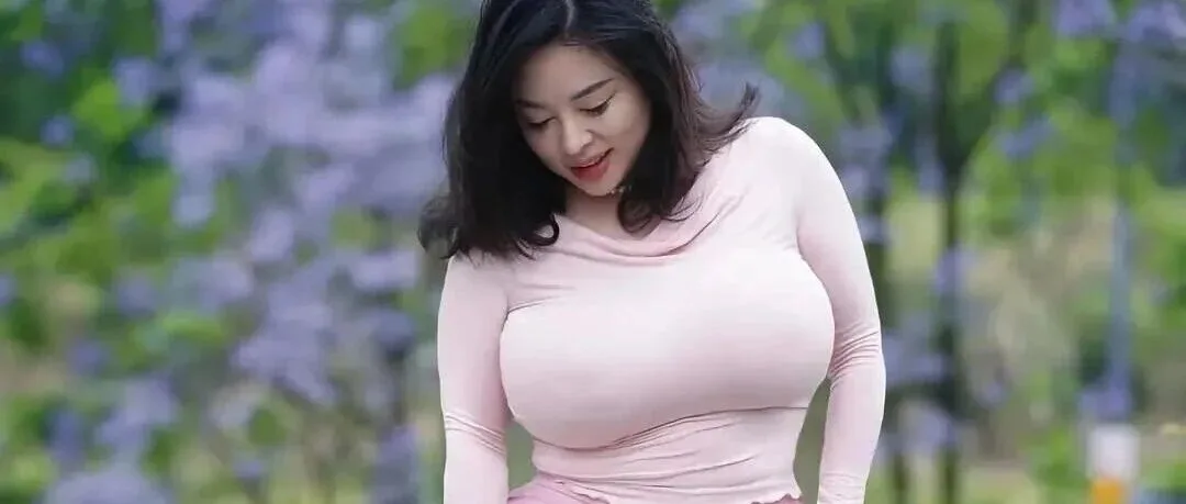 微胖少妇高清写真图集 丰腴曲线与成熟气质的居家影像