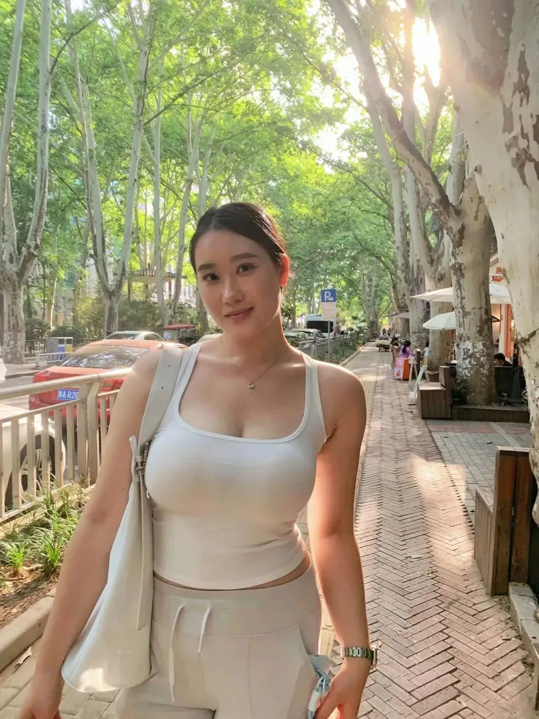 街头美女写真 图片2