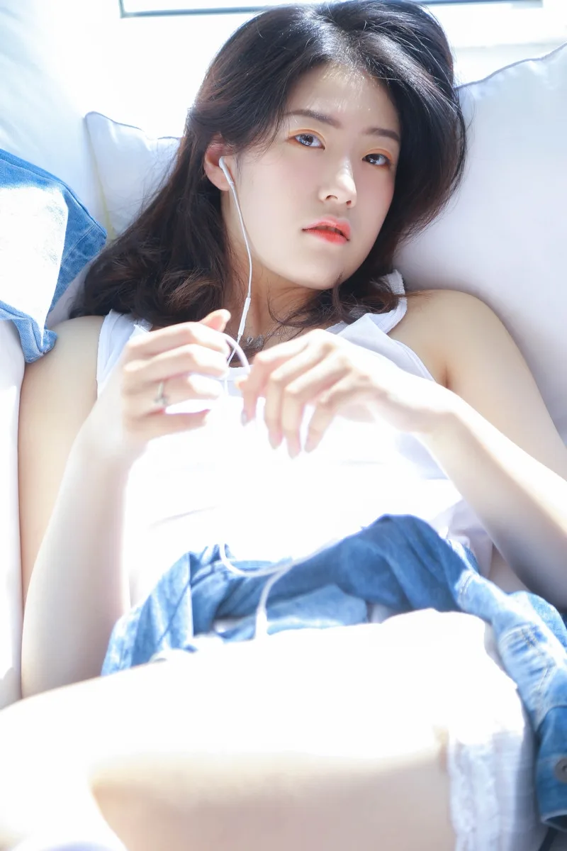 白丝美腿写真 图片8