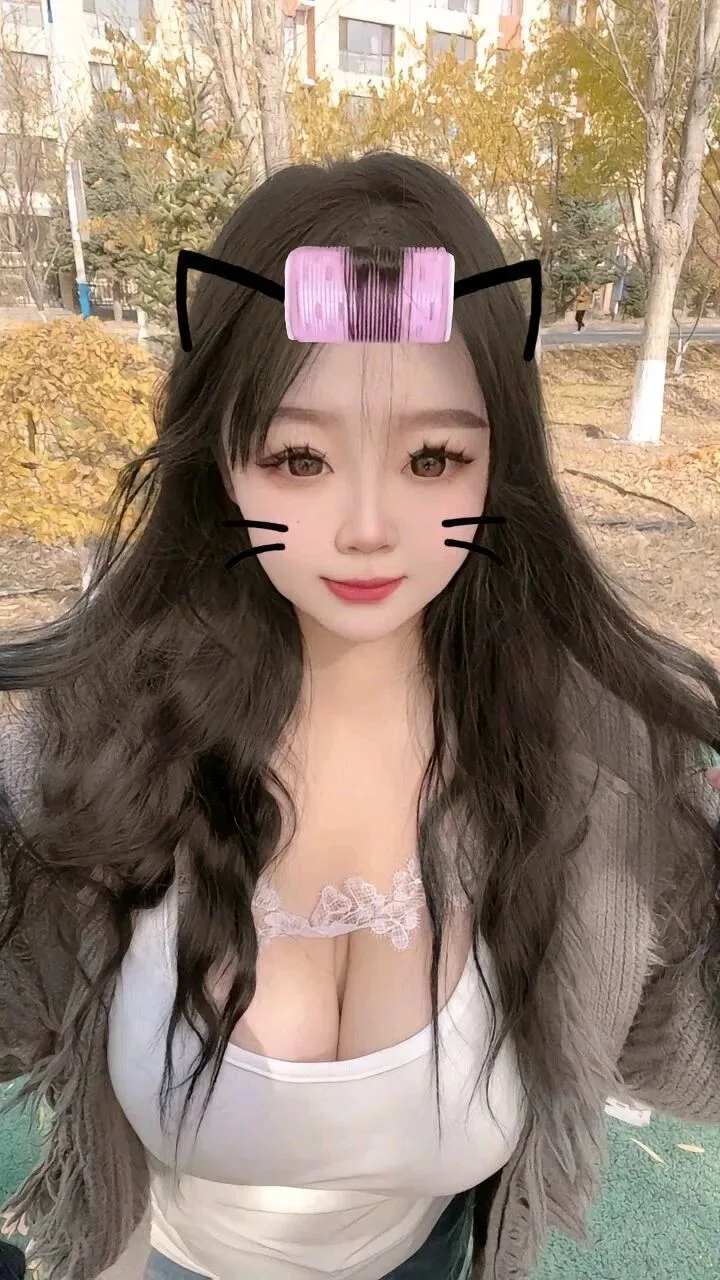 微胖美女写真 图片2