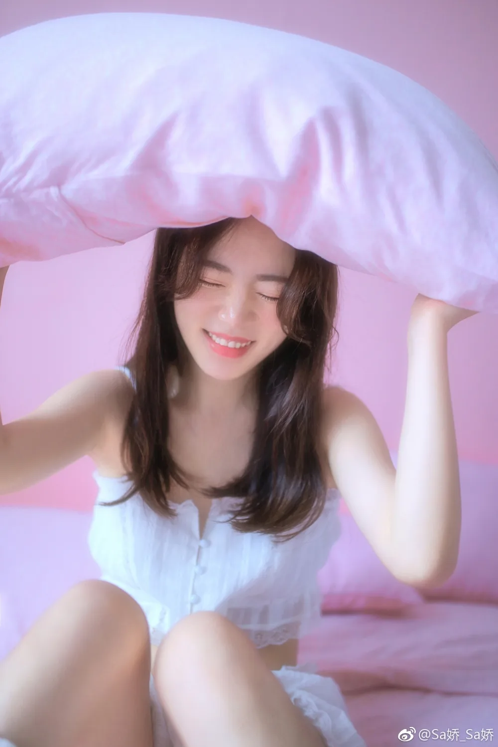 露脐装美女写真 图片8