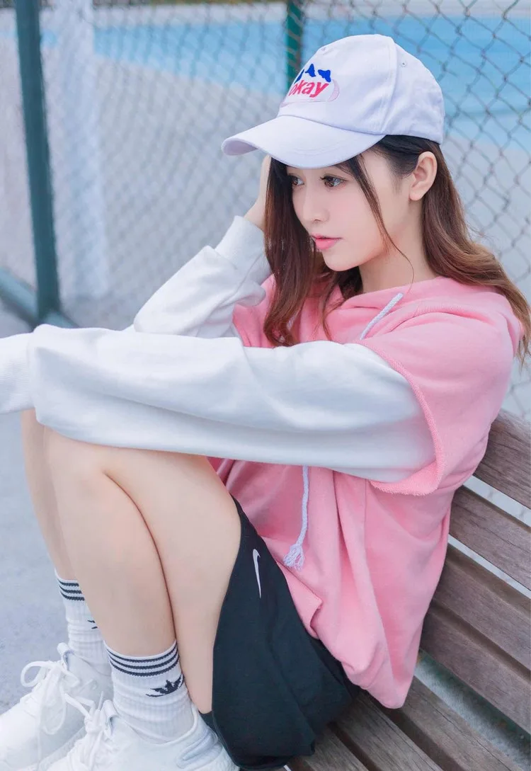 眼镜娘丝袜写真 图片6