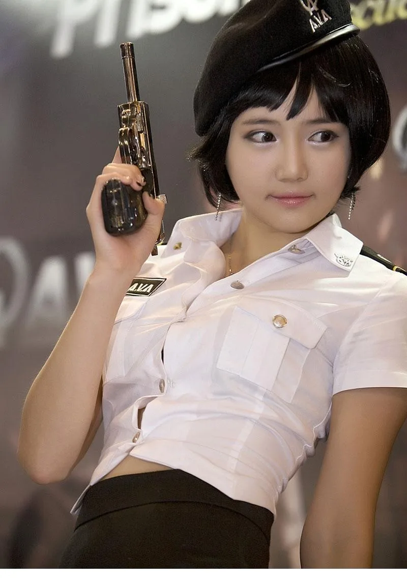 韩佳恩制服写真 图片4