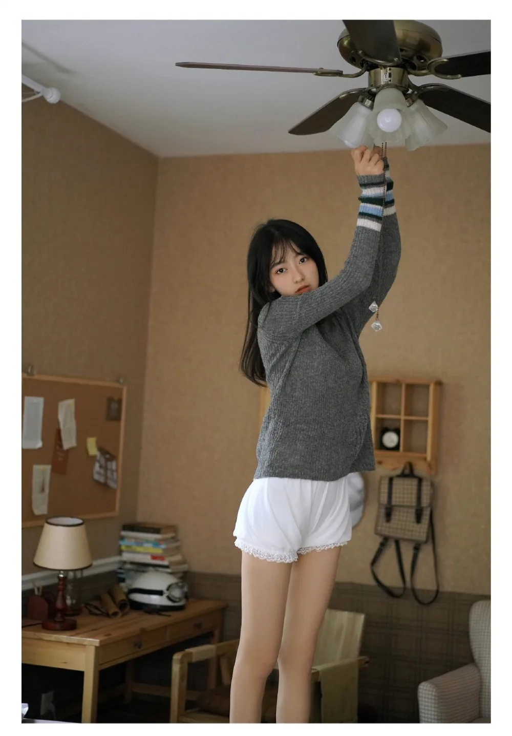 居家短裤美腿写真 图片9