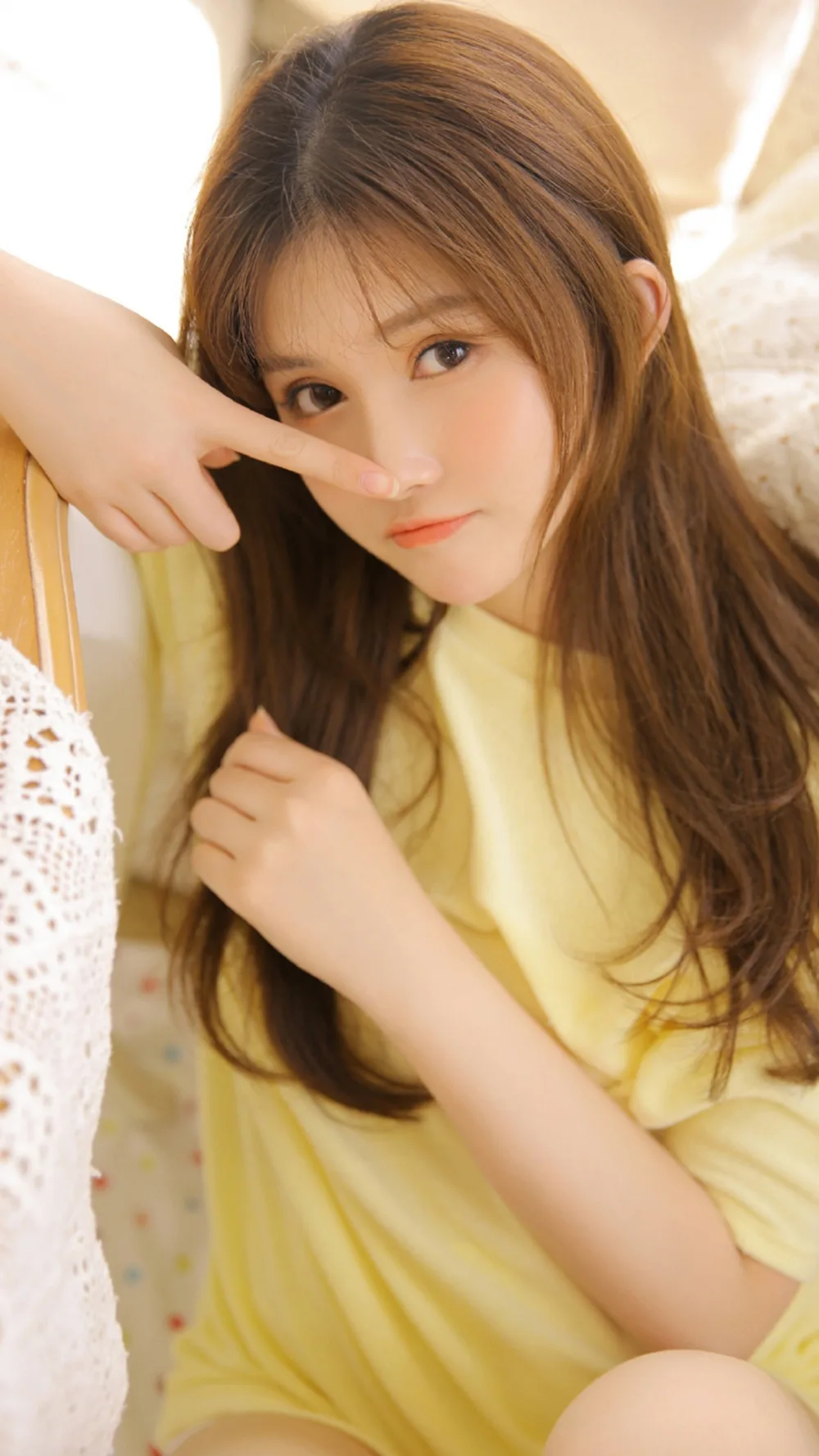 金发美女私房写真 图片2