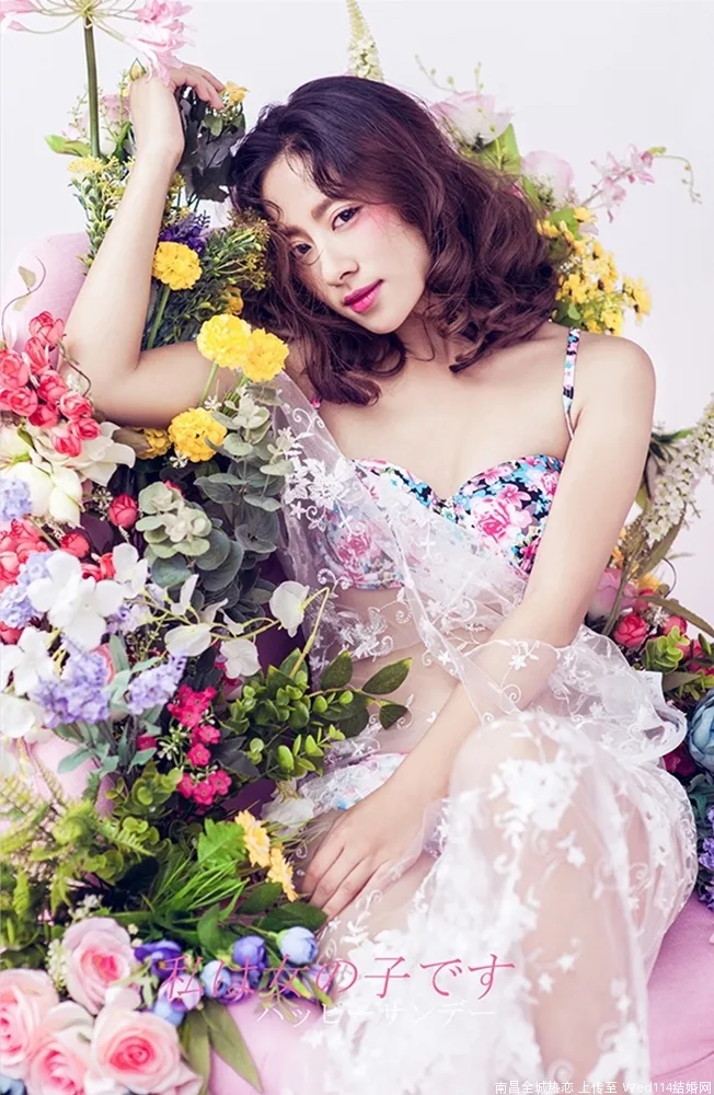 内衣美女性感写真 图片1