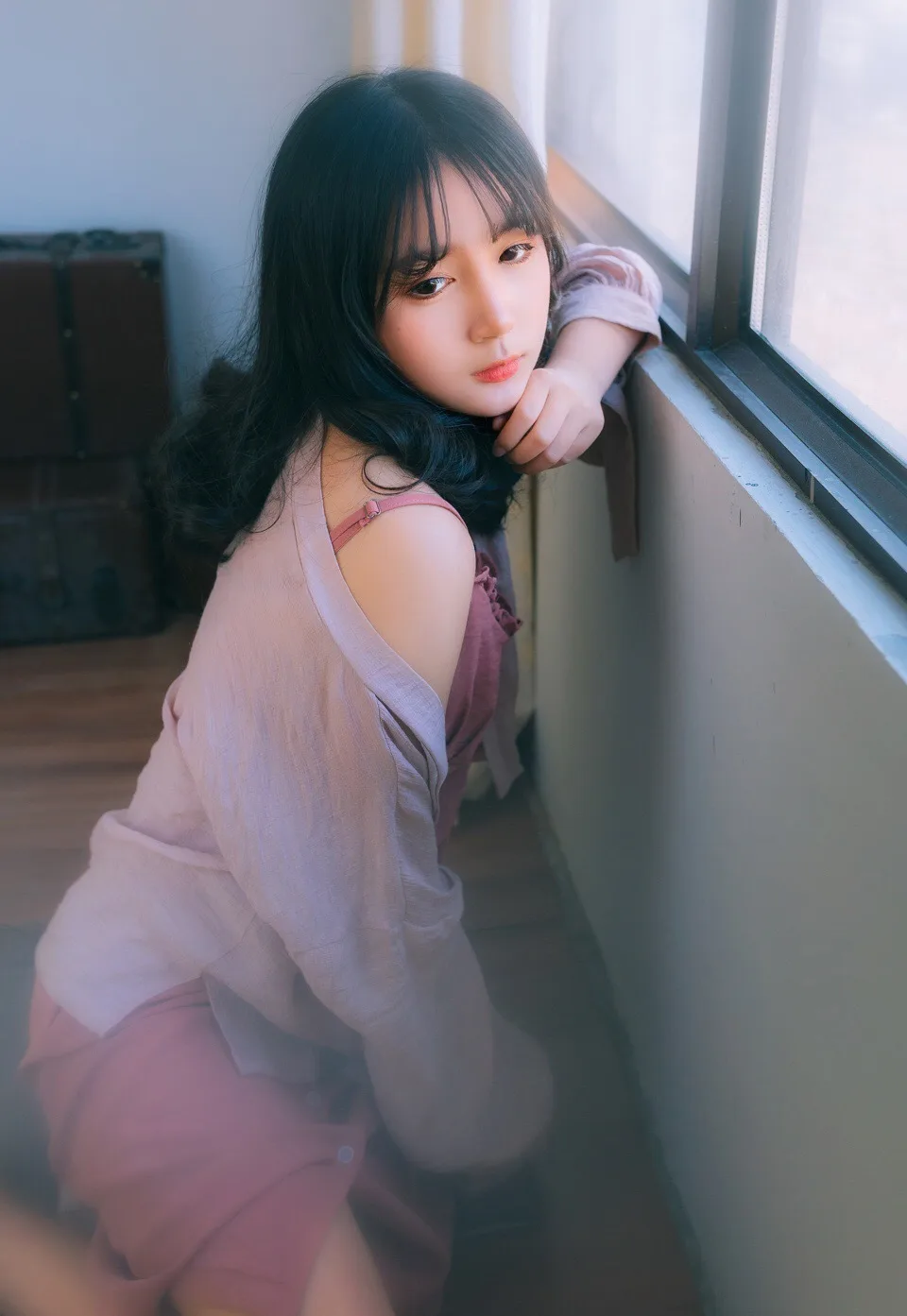 唯美逆光美女写真 图片2