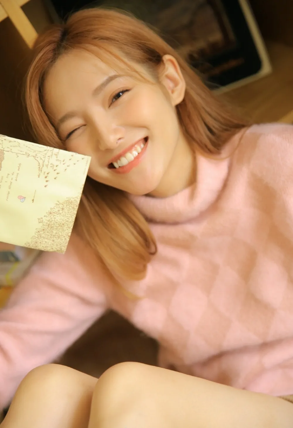 长发美女私房写真 图片6