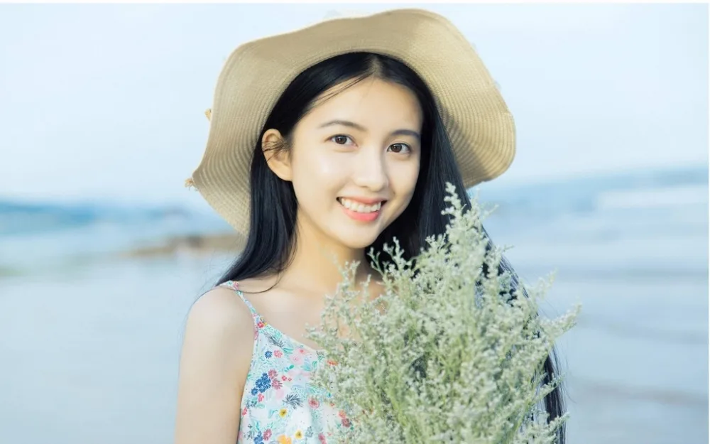 清新甜美长发美女 图片2