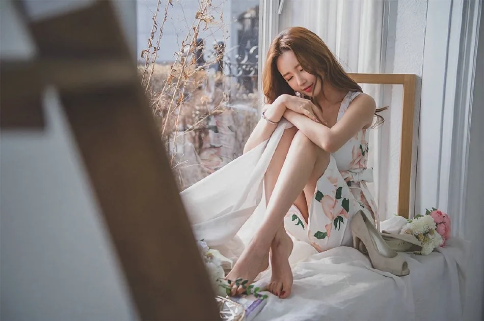 金发美女性感写真 图片6